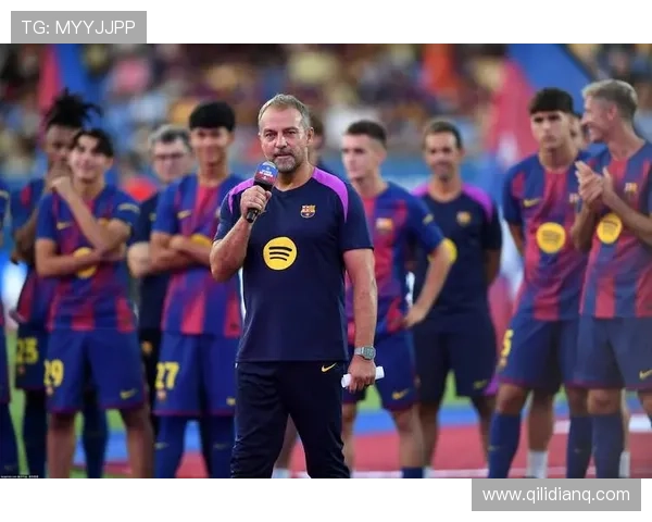 巴萨重返诺坎普纪念海报揭幕亚马尔弗里克库巴西齐聚一堂